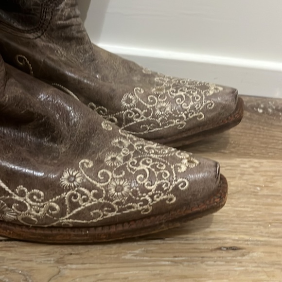 CORRAL Vintage Flower Embroidered Cowgirl Boots 10 - Picture 8 of 11